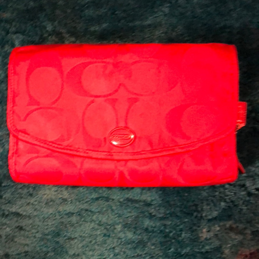 Coach make up/ travel bag !! $55 or make an offer
